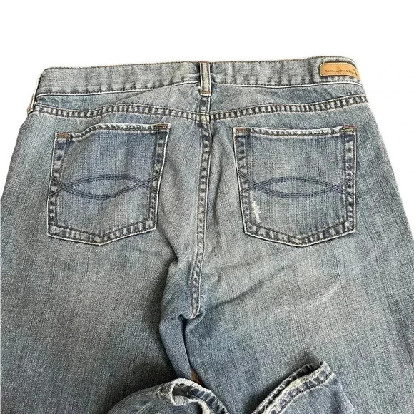 Abercrombie and Fitch Light Wash Bootcut Mid Rise Jeans Women’s size 10S - Picture 6 of 14